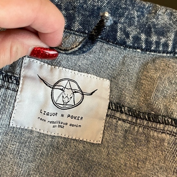 Liquor n Poker Jean jacket in a XSmall layer denim - Picture 9 of 10